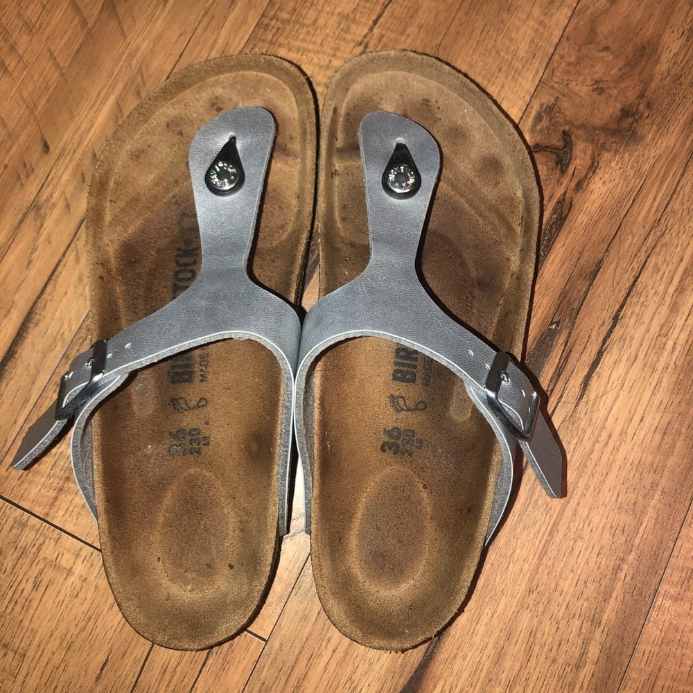 Birkenstock Gizeh Silver Sandal